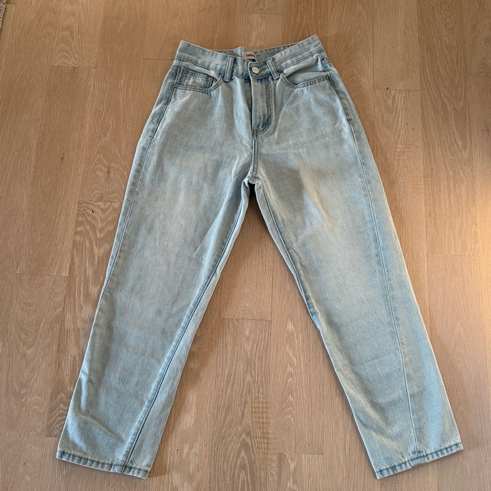 Toteme Original Light Blue Twisted Seam Denim Jeans- Size 2/26